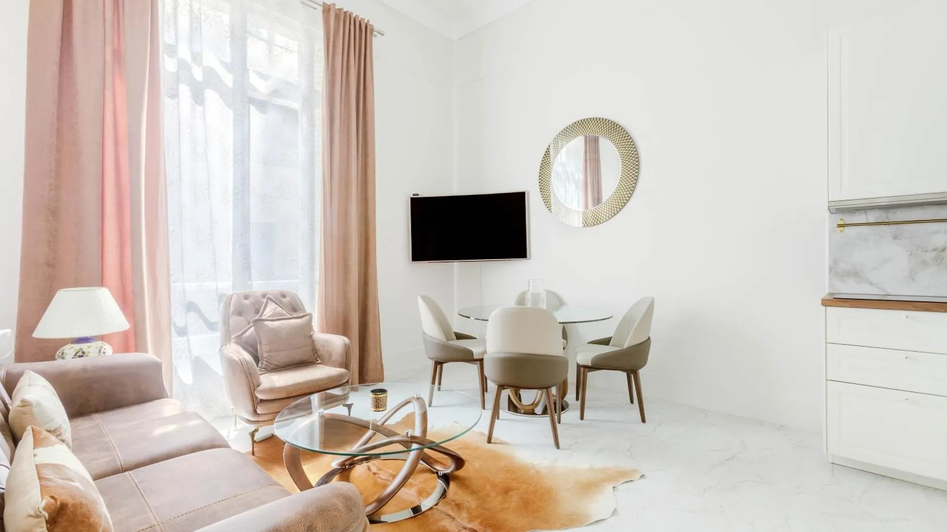 Caf Friedland Apartment