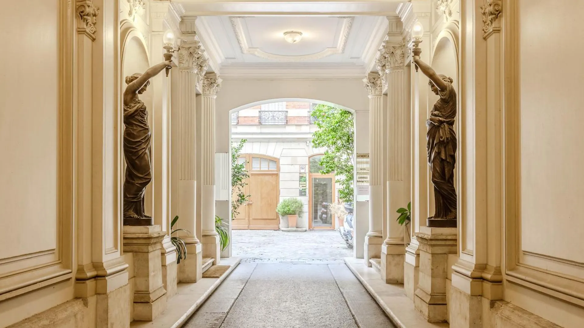 Caf Friedland Apartment *